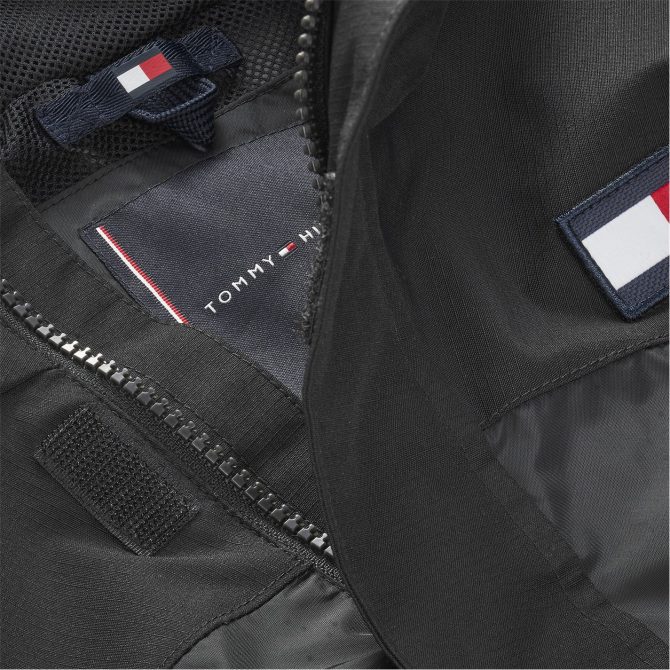 OTH Padded Jacket Tommy Hilfiger Trend Model - Image 3