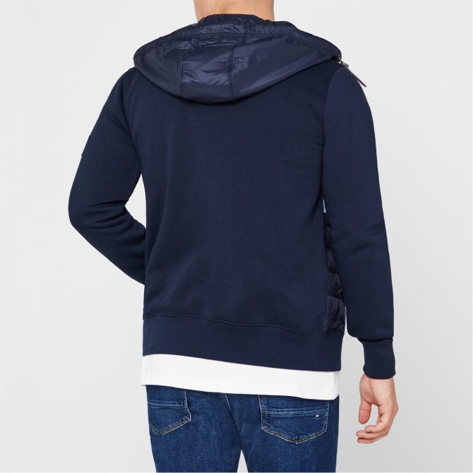 Flag Media Jacket Tommy Hilfiger Shoping Model - Image 3